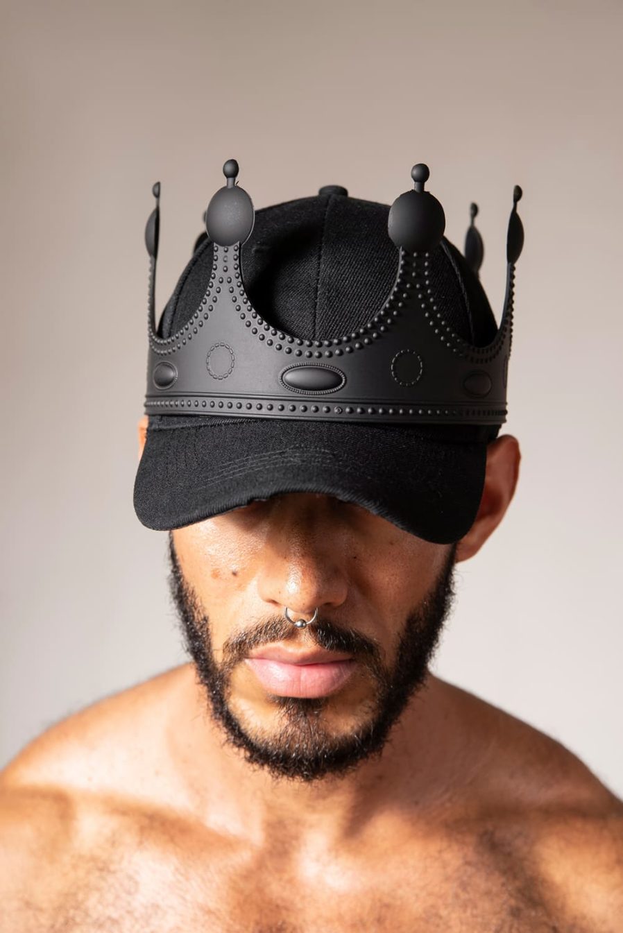 LOUIS RICAUTE GORRA CORONA