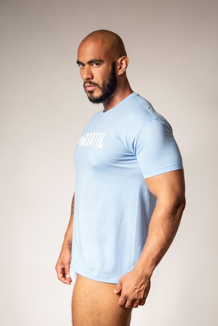 LOUIS RICAUTE CAMISETA VERSÁTIL