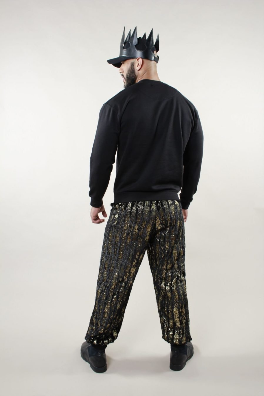 PANTALON CHANDAL ORO Y NEGRO - Imagen 4