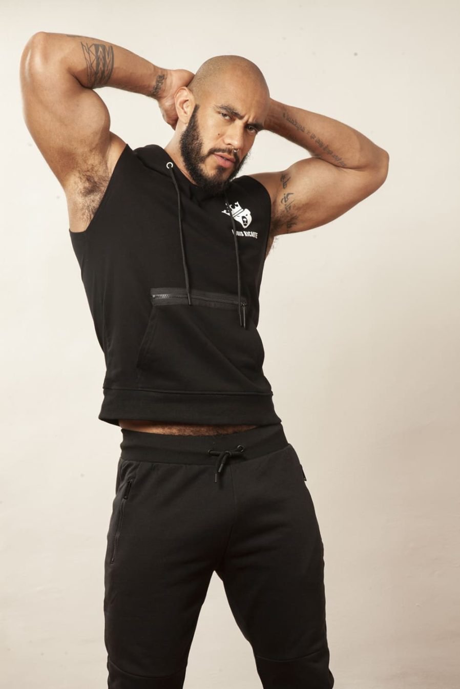 SUDADERA SIN MANGAS - Imagen 4