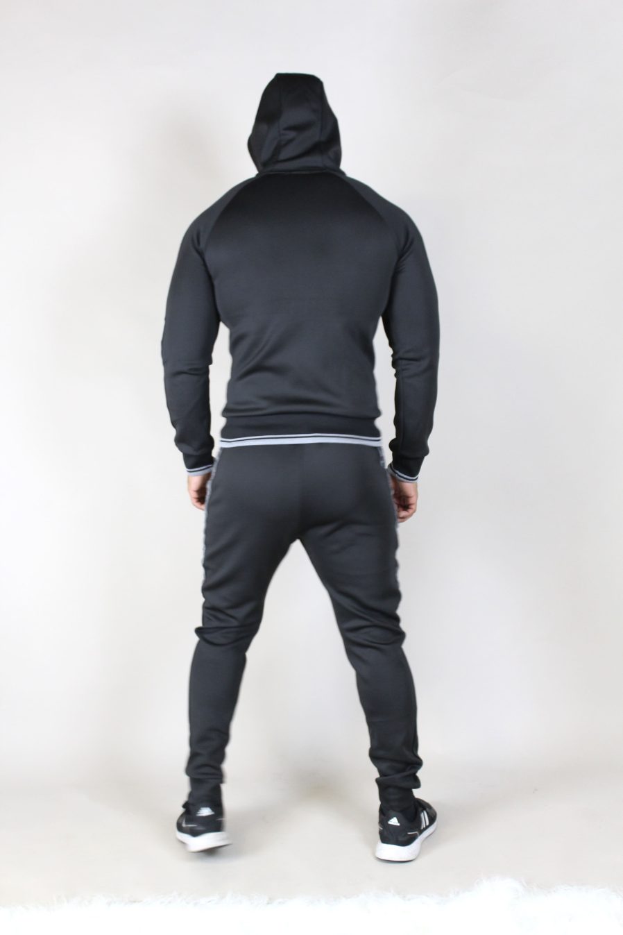 SUDADERA CHANDAL NEGRO CONJUNTO - Imagen 4